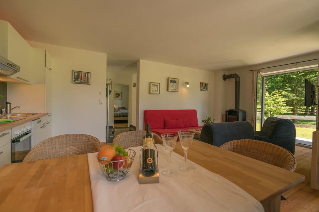 Apartments Am Burggraben Лойташ Экстерьер фото